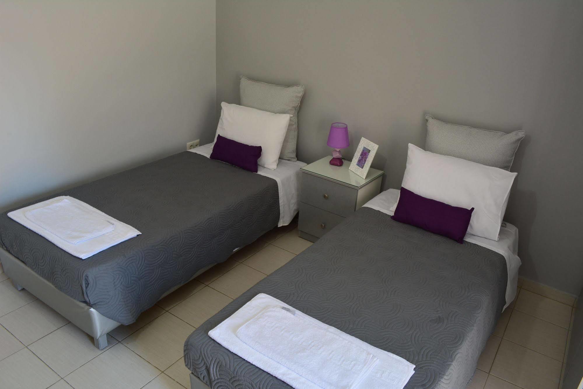 Nj Apartments ลาวริออน ภายนอก รูปภาพ